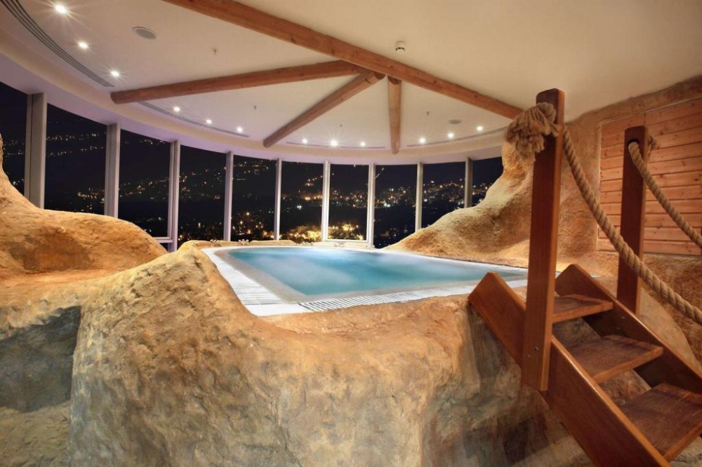 Hilton Beirut Habtoor Grand Image 17